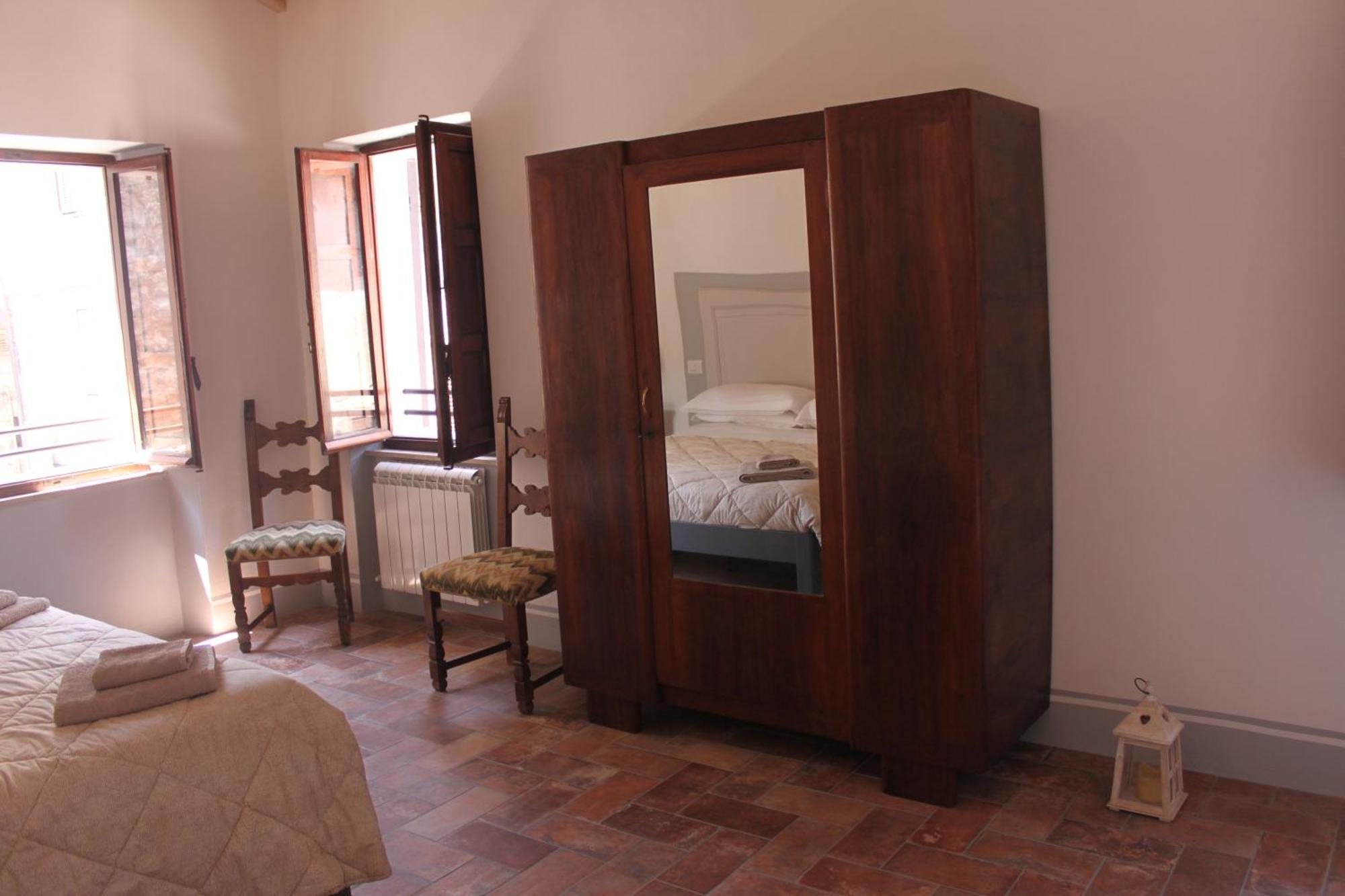 Casa Di Borgo Lägenhet Todi Exteriör bild