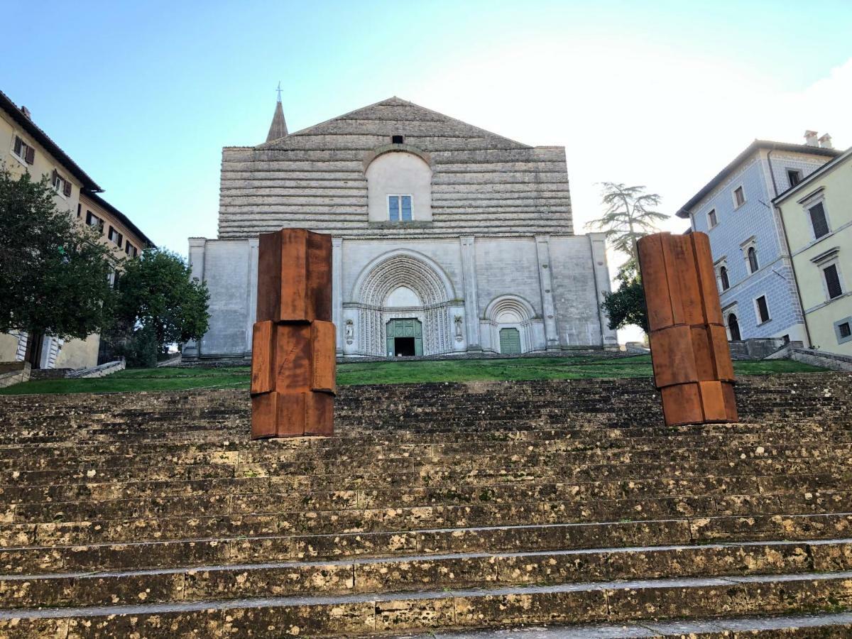 Casa Di Borgo Lägenhet Todi Exteriör bild